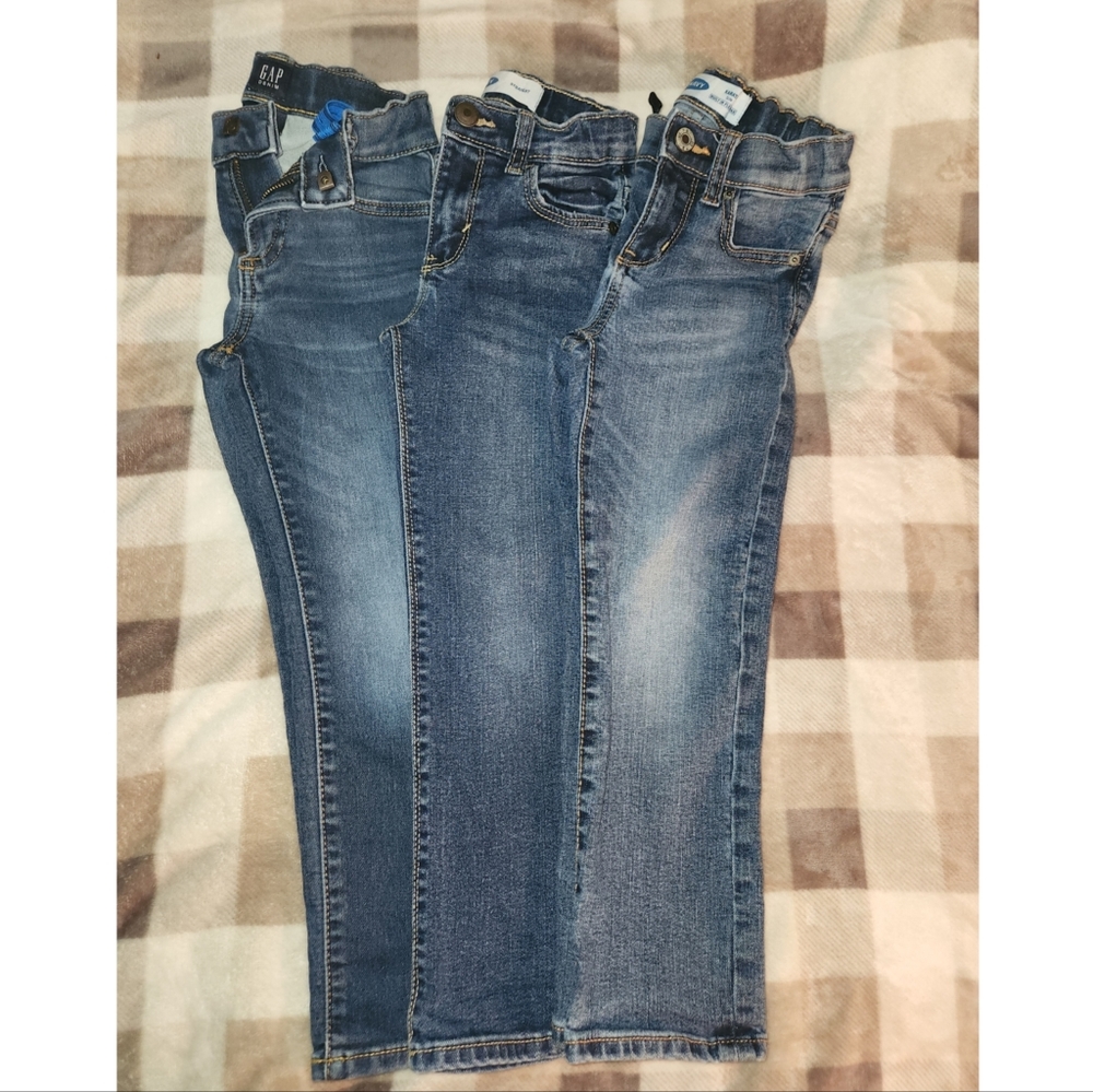 3 pairs boys Jeans size 5 slim - one pair Gap, two pairs Old Navy